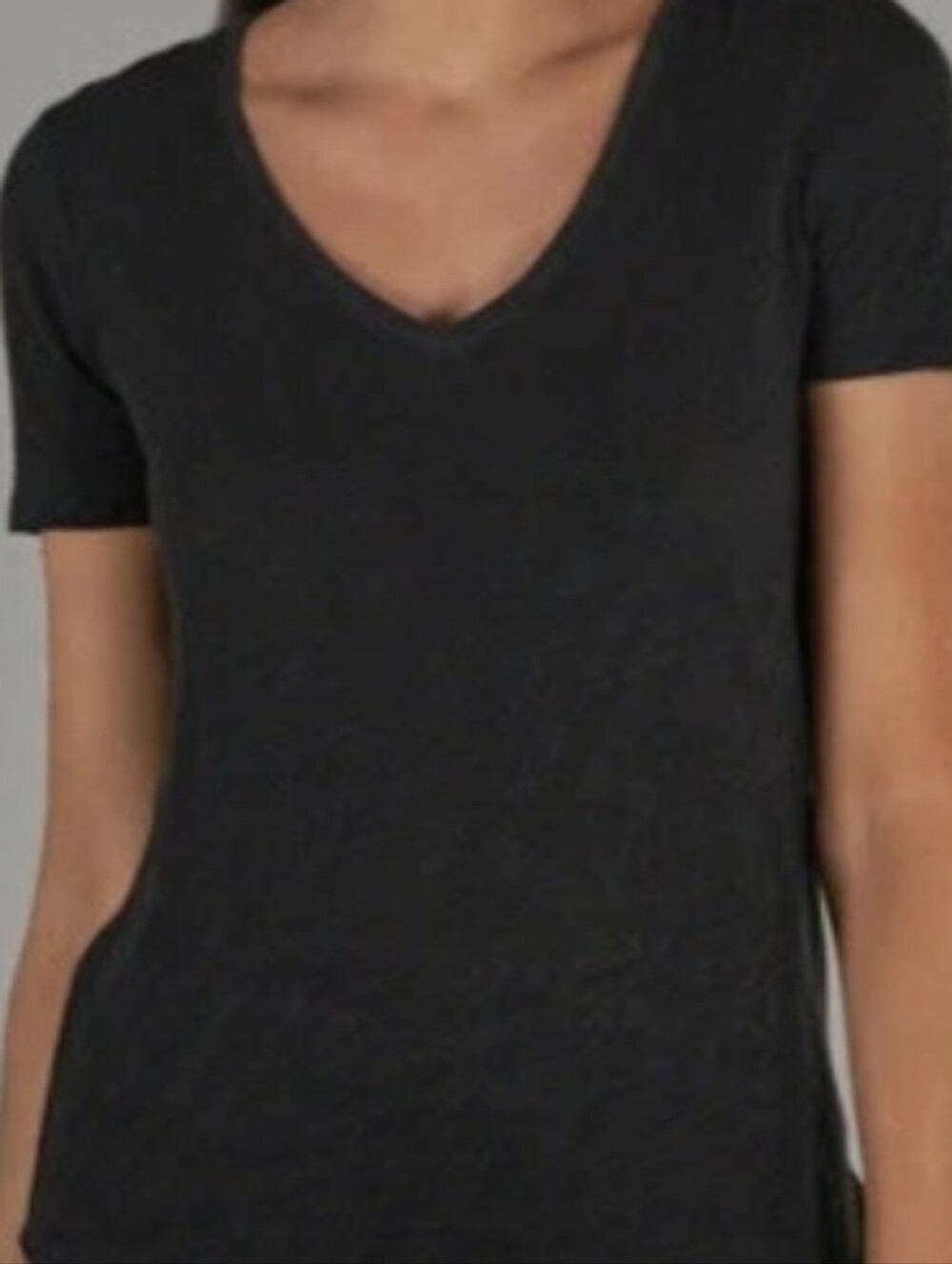 ATM Slub Jersey Classic V Neck Tee in Black.    NWOT. Size Medium. Retail- $90